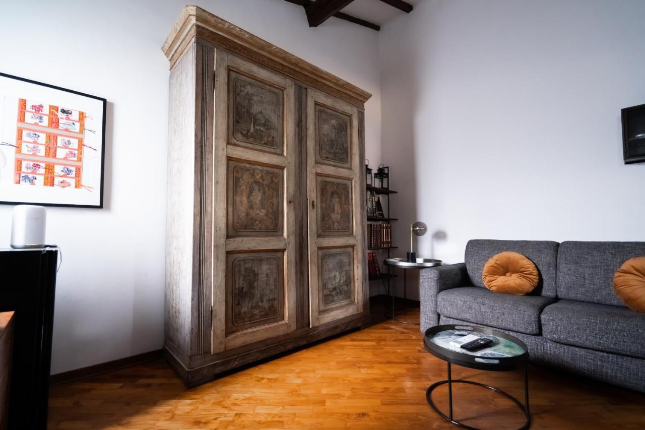 Tina’S Apartment Firenze Bagian luar foto