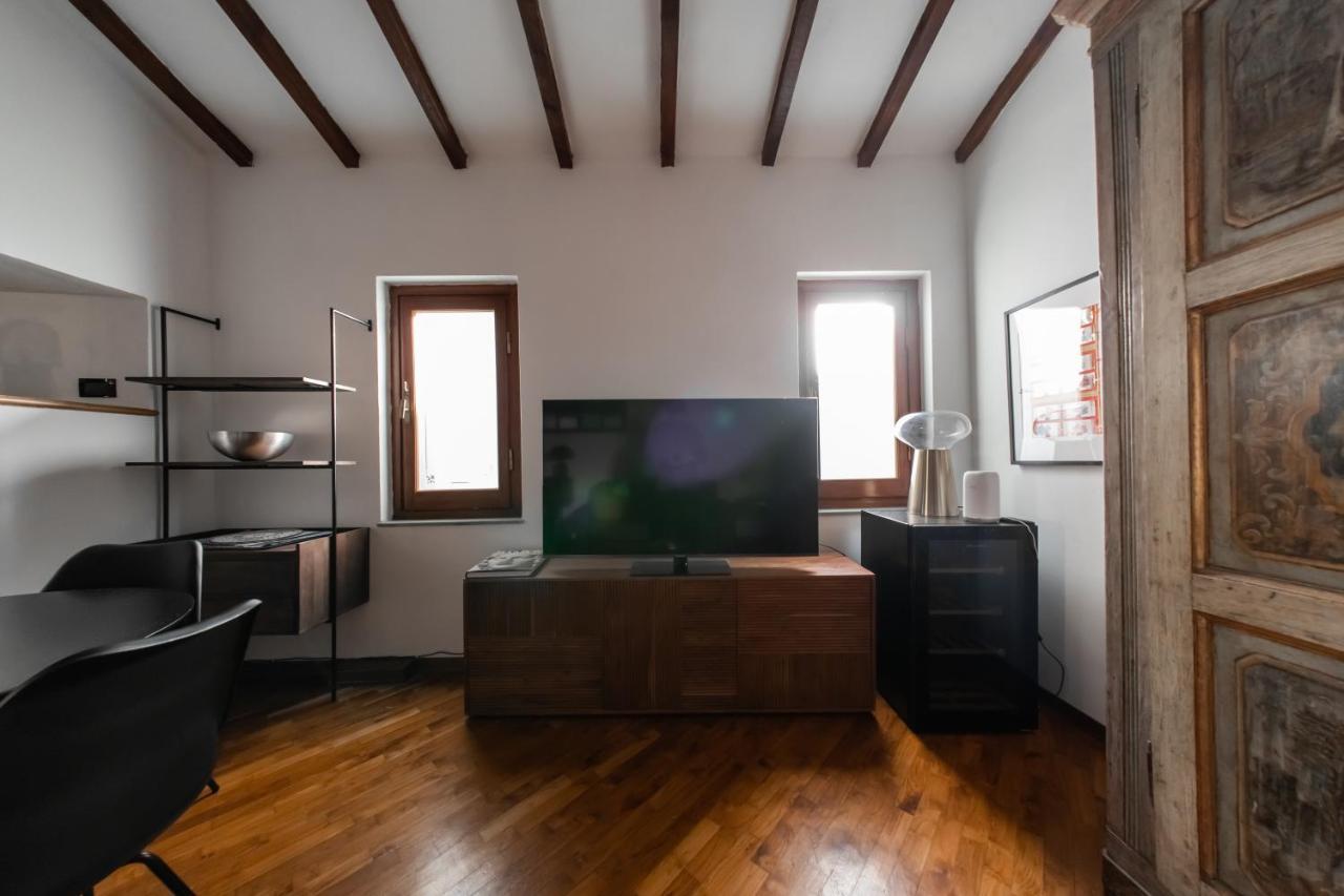 Tina’S Apartment Firenze Bagian luar foto